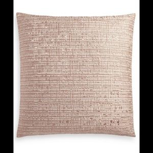 NEW Hotel Collection Woodrose (1) Euro Sham‎ Rose